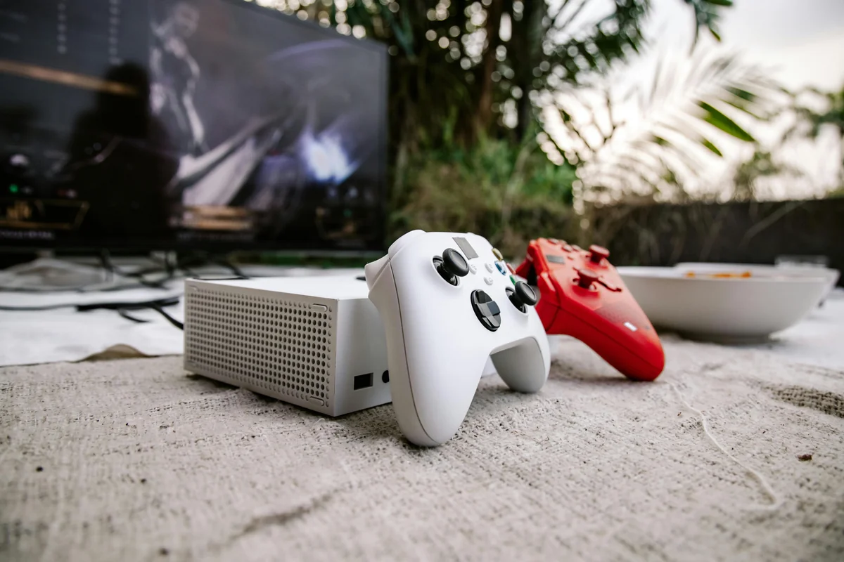 Guia de configuração IPTV num telemóvel a mostrar passos de resolução de problemas