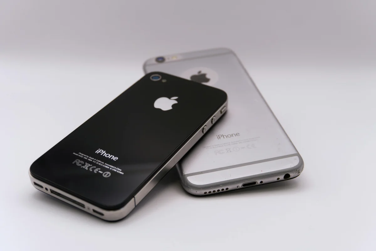 Mobile video streaming on an Apple iPhone — best IPTV player for iPhone in 2026